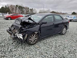 Toyota Corolla BASE 1.8L 4 2010