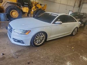 Audi S6 4.0L 8 2013
