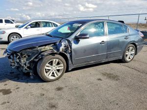 Nissan Altima SR 3.5L 6 2011