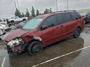 Toyota Sienna CE 3.5L 6 2008