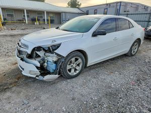 Chevrolet Malibu LS 2.5L 4 2013