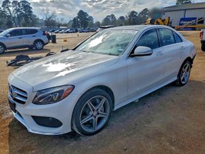 Mercedes-Benz C 300 4MATIC 2.0L 4 2015