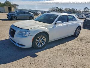 Chrysler 300 LIMITED 3.6L 6 2015
