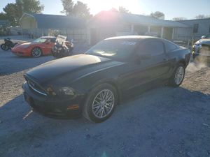 Ford Mustang 3.7L 6 2014