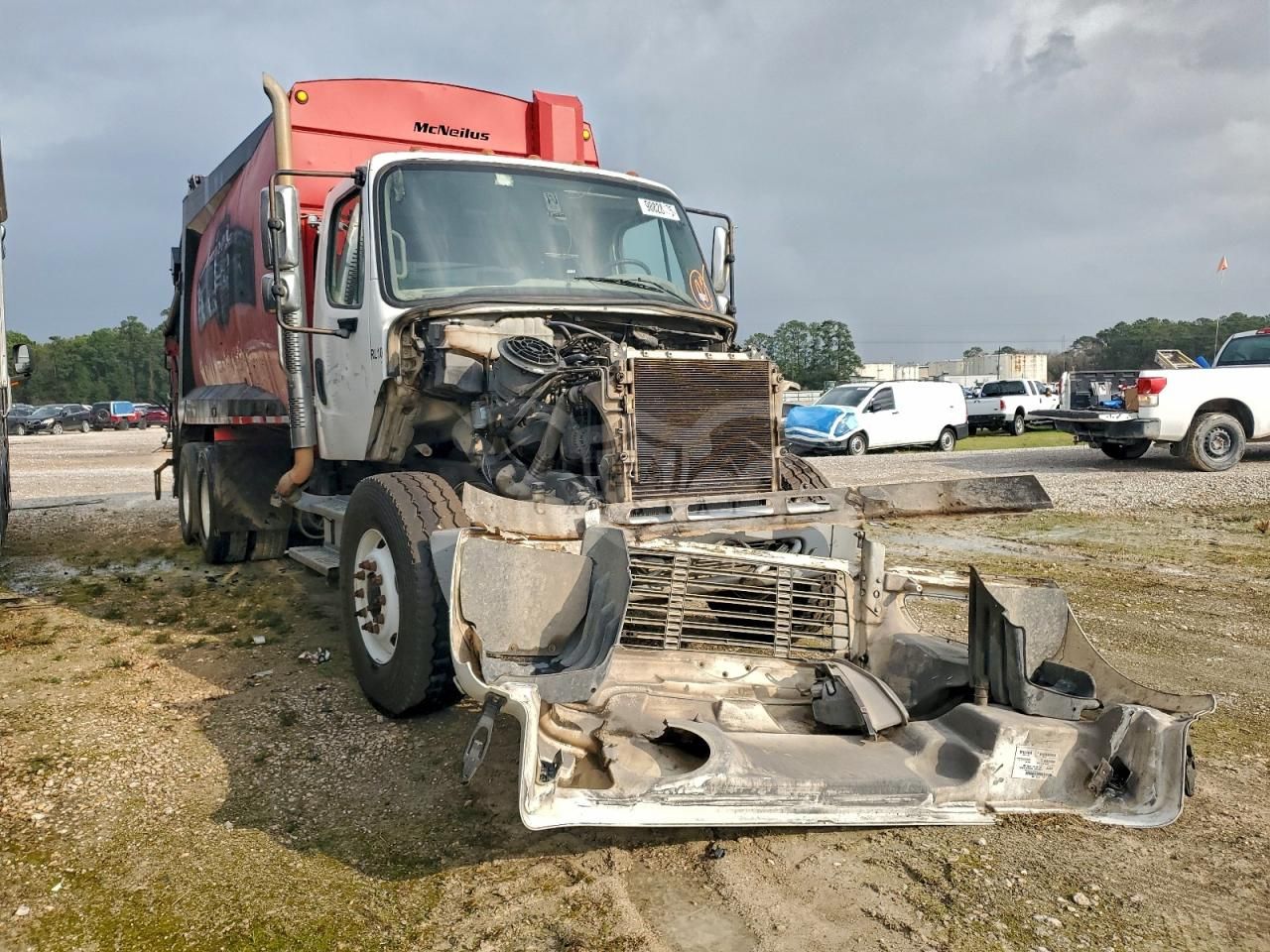 Freightliner Business Class M2 106 MEDIUM DUTY 8.3L 6 2010