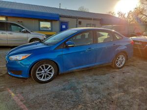 Ford Focus SE 2.0L 4 2015