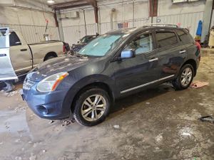 Nissan Rogue S 2.5L 4 2013