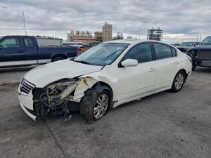Nissan Altima BASE 2.5L 4 2010