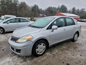 Nissan Versa S 1.8L 4 2008