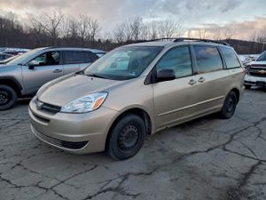 Toyota Sienna CE 3.5L 6 2009