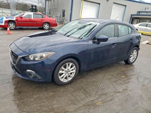 Mazda 3 TOURING 2.0L 4 2015