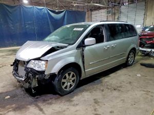 Chrysler Town & Country TOURING 3.6L 6 2011