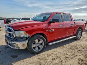 RAM 1500 SLT 5.7L 8 2015