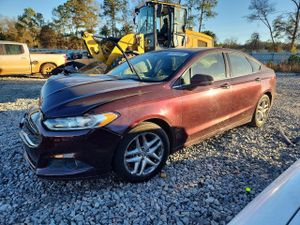 Ford Fusion SE 2.5L 4 2013