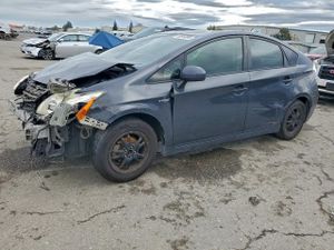 Toyota Prius 1.8L 4 2015