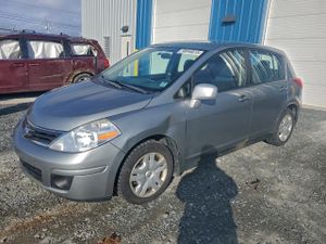Nissan Versa S 1.8L 4 2011