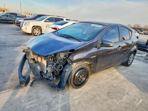 Toyota Prius 1.5L 4 2015