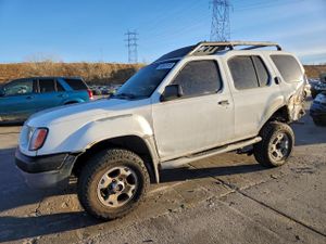 Nissan Xterra XE 3.3L 6 2000
