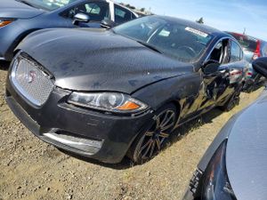 Jaguar XF 2.0L 4 2015
