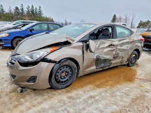 Hyundai Elantra GLS 1.8L 4 2013