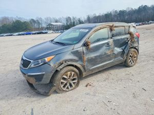 Kia Sportage LX 2.4L 4 2015