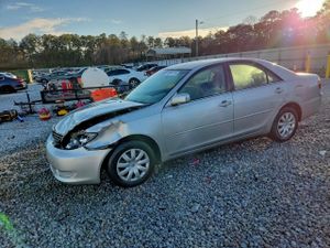Toyota Camry LE 2.4L 4 2005