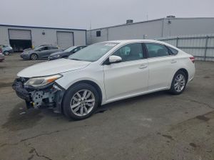 Toyota Avalon BASE 3.5L 6 2013