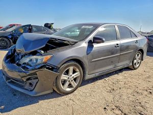 Toyota Camry L 2.5L 4 2014