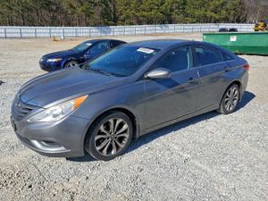 Hyundai Sonata GLS 2.4L 4 2013