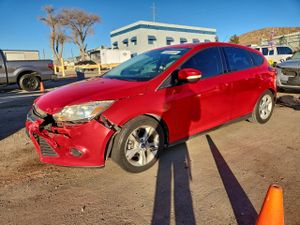 Ford Focus SE 2.0L 4 2014