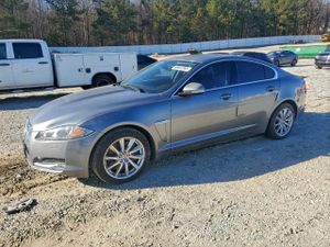 Jaguar XF 2.0T PREMIUM 2.0L 4 2015