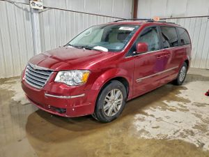 Chrysler Town & Country TOURING 3.8L 6 2010