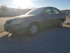 Toyota Camry LE 2.4L 4 2004