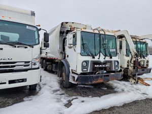 Mack 600 MRU600 10.8L 6 2013