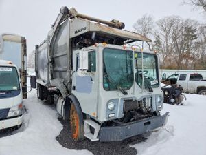 Mack 600 10.8L 6 2013