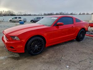 Ford Mustang 3.7L 6 2014