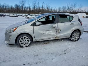 Toyota Prius 1.5L 4 2015