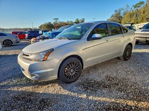 Ford Focus SES 2.0L 4 2010