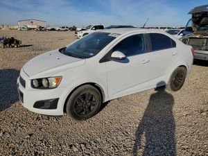 Chevrolet Aveo (Sonic) LT 1.8L 4 2014