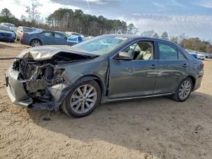 Toyota Camry L 2.5L 4 2013