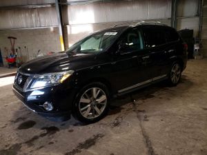 Nissan Pathfinder S 3.5L 6 2015