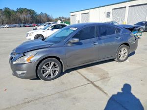 Nissan Altima 2.5 2.5L 4 2015