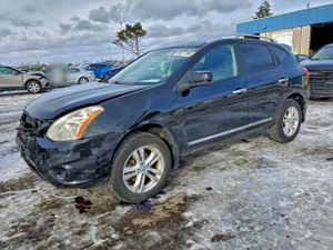 Nissan Rogue S 2.5L 4 2013