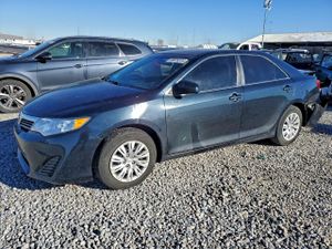 Toyota Camry L 2.5L 4 2014