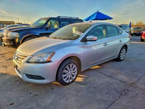 Nissan Sentra S 1.8L 4 2015