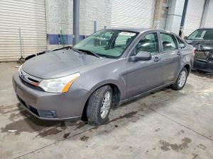 Ford Focus SE 2.0L 4 2009