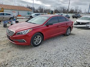 Hyundai Sonata SE 2.4L 4 2015
