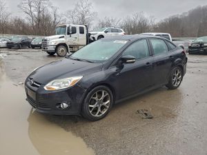 Ford Focus SE 2.0L 4 2013