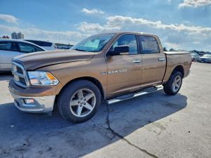 Dodge RAM SLT 5.7L 8 2012