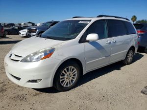 Toyota Sienna XLE 3.5L 6 2009